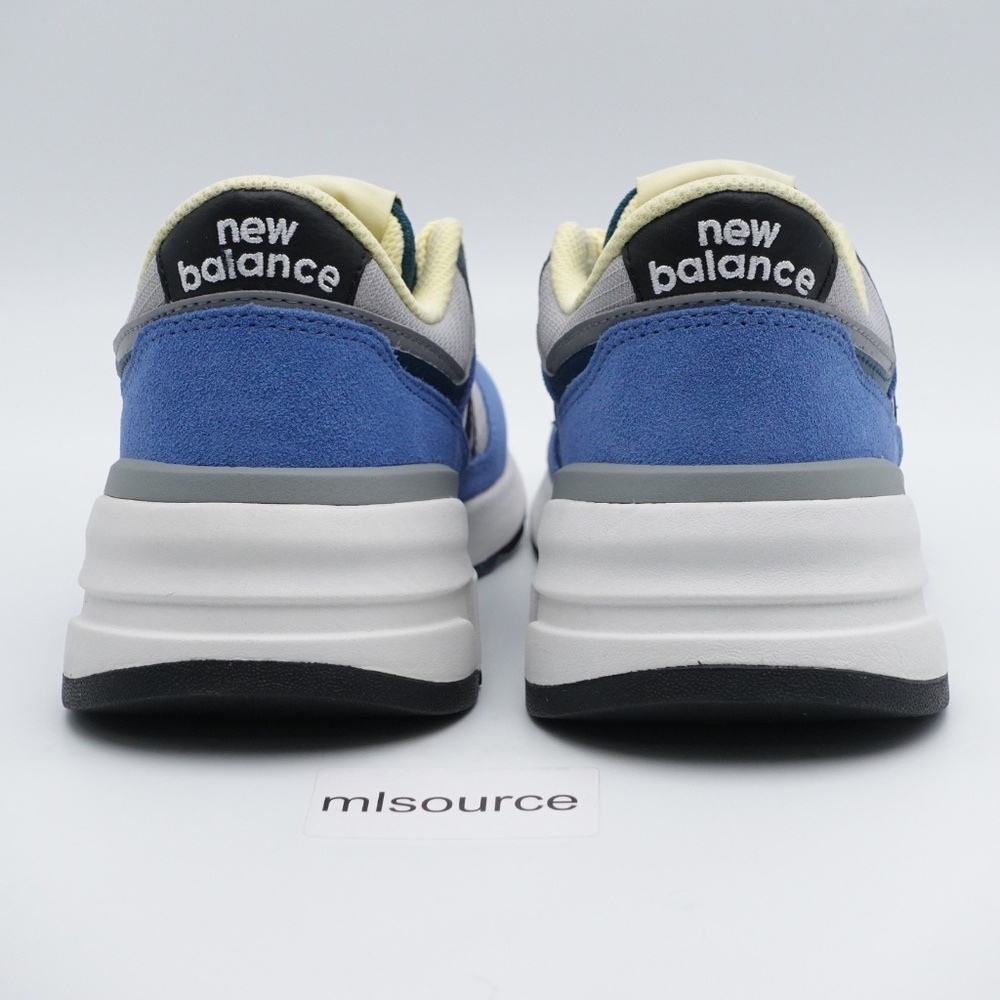 NEW New Balance 997R Suede Sneakers U997RCSA Sea Stone - Picture 6 of 8